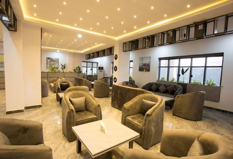 De Signature Tower Hotels & Suites