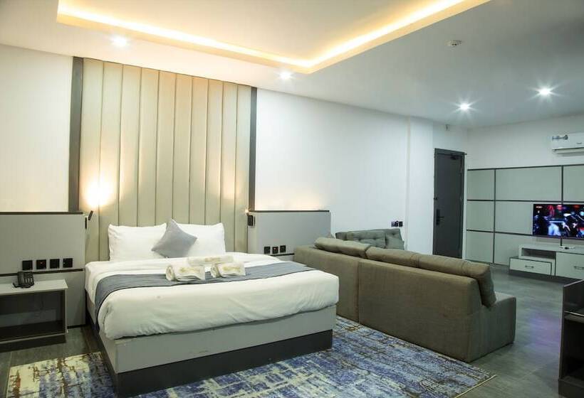 De Signature Tower Hotels & Suites