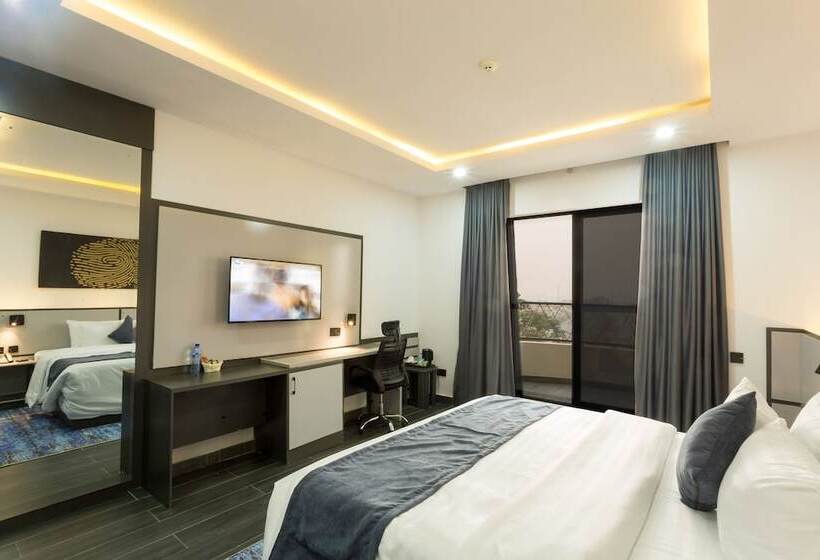 De Signature Tower Hotels & Suites