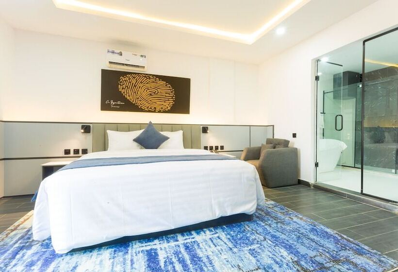 De Signature Tower Hotels & Suites