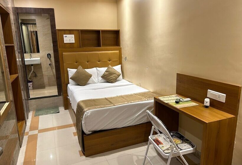 Hotel Bkc Mannat