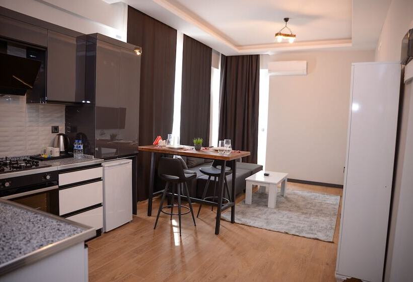 هتل Bosss Business Suite