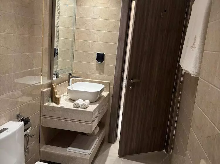 Royal Plaza Hotel Duqm
