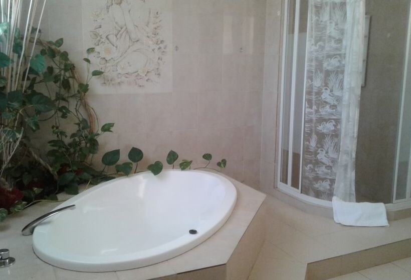 تختخواب و صبحانه Inca Rose Guest House