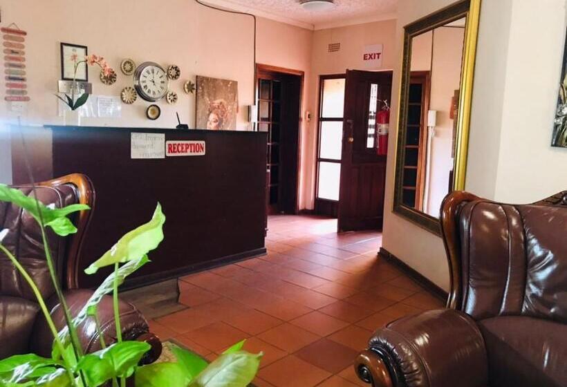 تختخواب و صبحانه Inca Rose Guest House