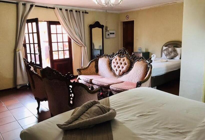 تختخواب و صبحانه Inca Rose Guest House