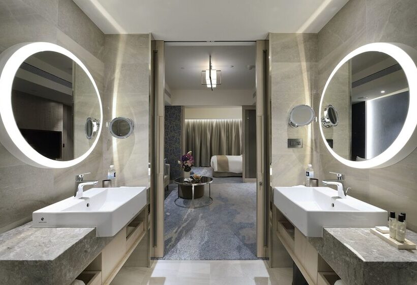 Caesar Park Hotel Banqiao