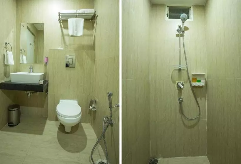 هتل Cosmopolitan  Indore