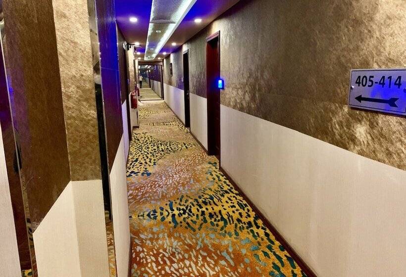 Szálloda Noorjahan Grand