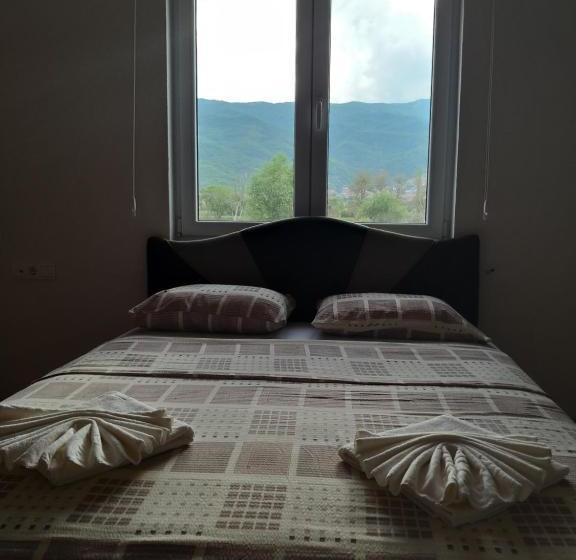 Sunrise Hotel & Camping