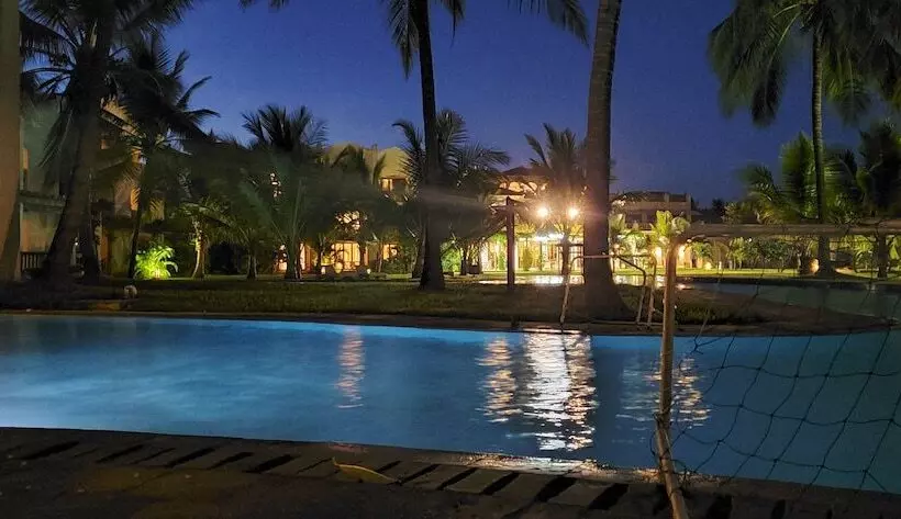 Silver Palm Spa & Resort