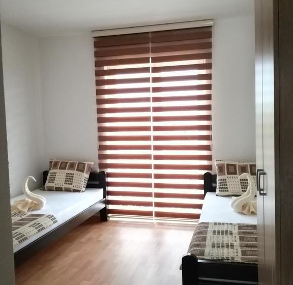 Sunrise Hotel & Camping