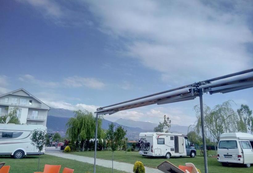 Sunrise Hotel & Camping