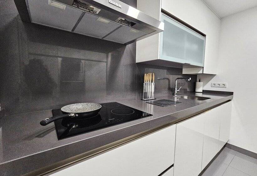 Apartamentos Zaragoza Independencia 3000