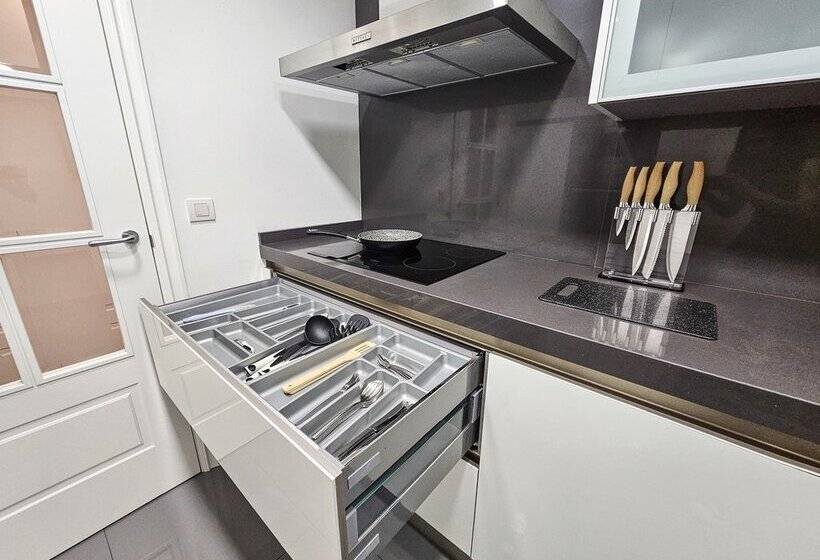 Apartamentos Zaragoza Independencia 3000