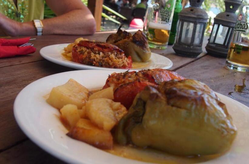 בית מלון כפרי Angeliki Beach