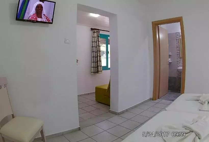 Hotelli Angeliki Beach