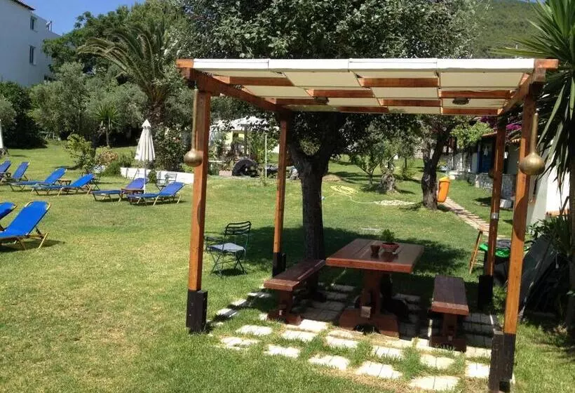 Hotelli Angeliki Beach