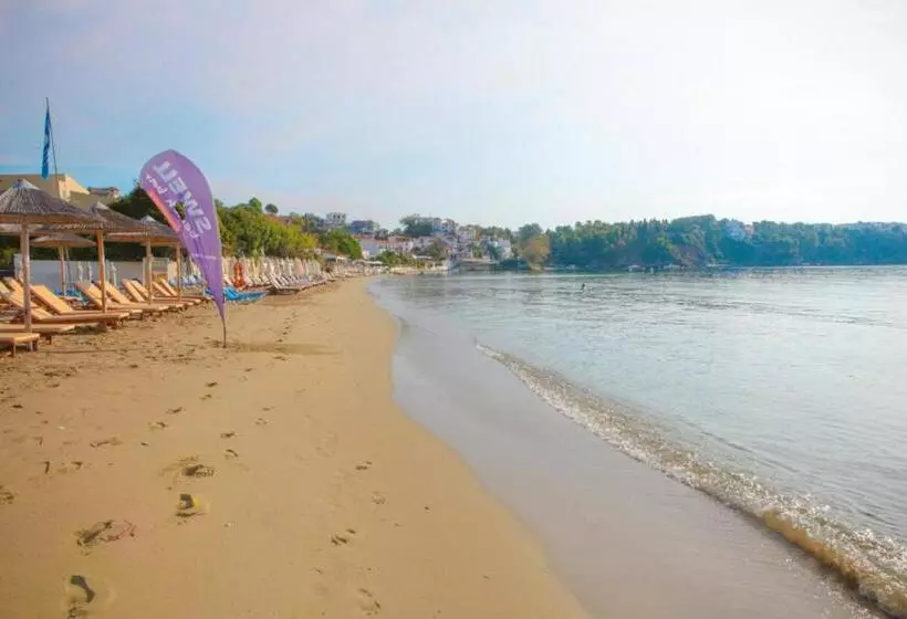 Hotelli Angeliki Beach