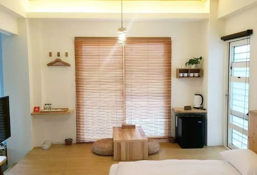 تختخواب و صبحانه Cloud & Green Private Guest House