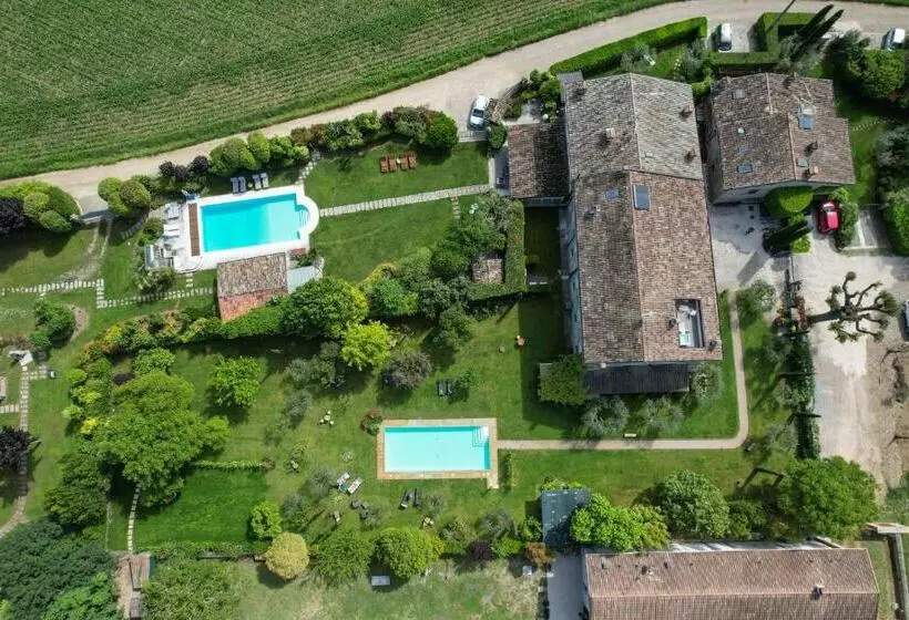 Aamiaismajoitus (B&B) Corte Vallio