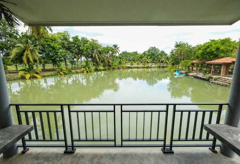 Busaya Resort & Cuisine