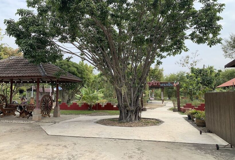 Busaya Resort & Cuisine