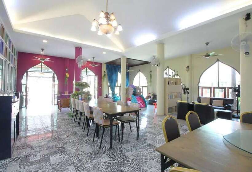 Busaya Resort & Cuisine