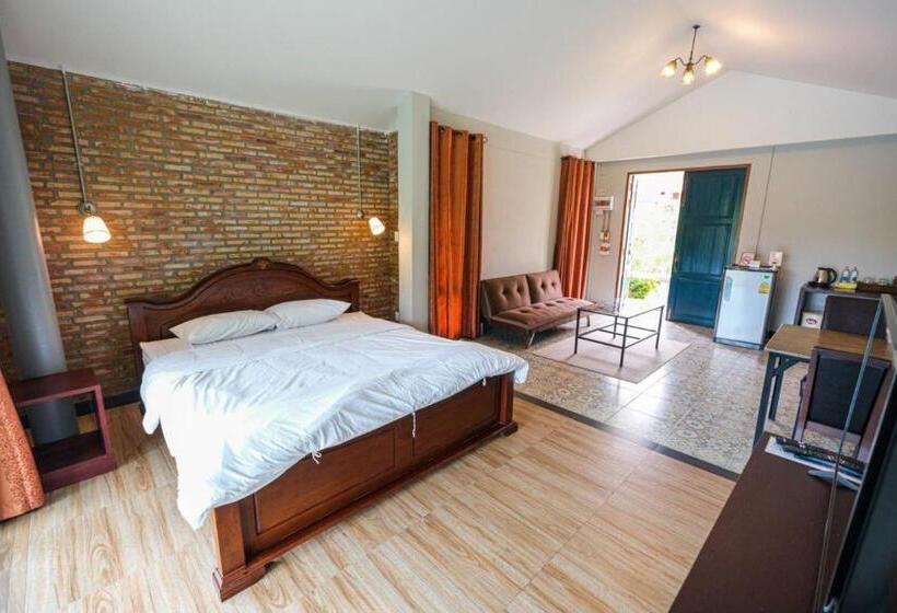 Busaya Resort & Cuisine