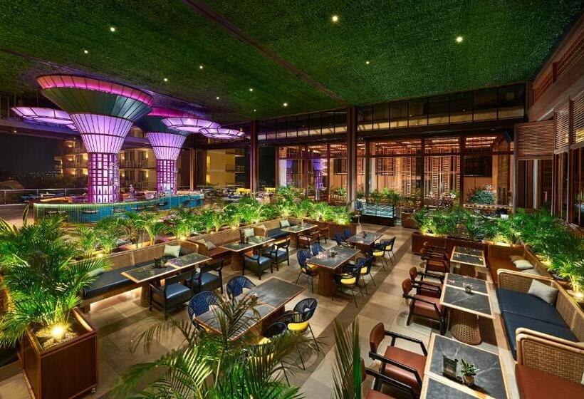 Golden Tulip Holland Resort Batu