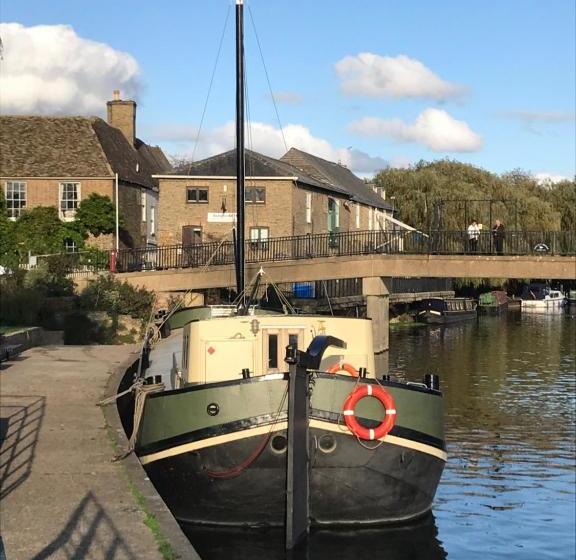 호텔 Barge Waternimf