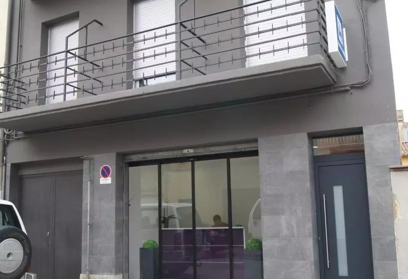 هتل Bed&breakfast 10 Girona