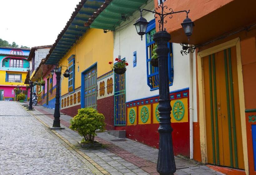 בית מלון כפרי Las Vegas