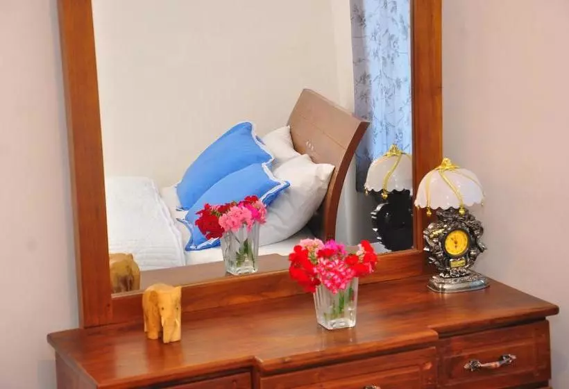 هتل Moonplains Hemaya Bungalow