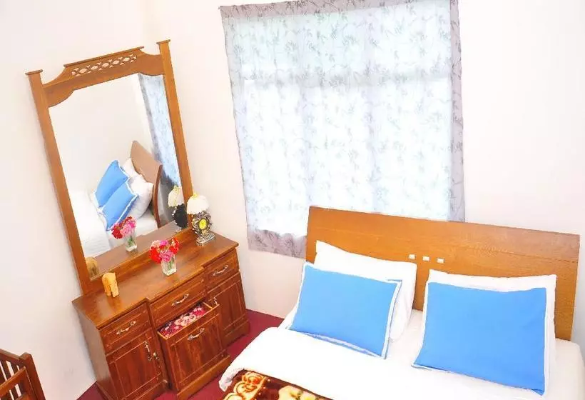 هتل Moonplains Hemaya Bungalow