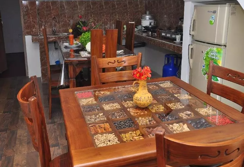هتل Moonplains Hemaya Bungalow