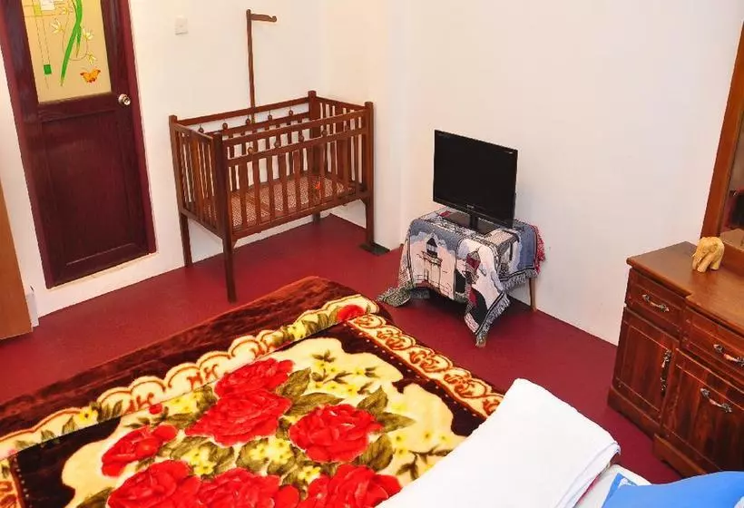 هتل Moonplains Hemaya Bungalow