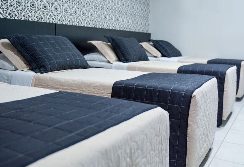 בית מלון כפרי Planaltos Palace