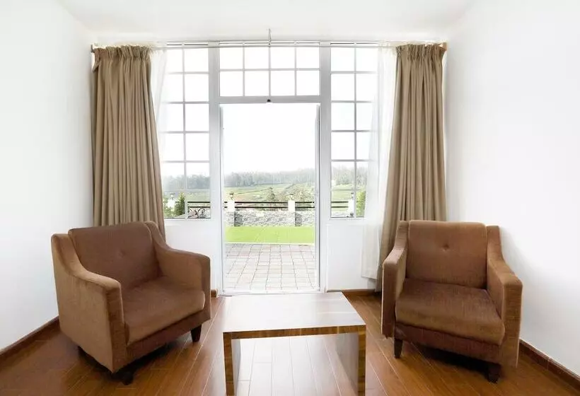 ホテル Treebo Skydale Inn & Suites With Mountain View
