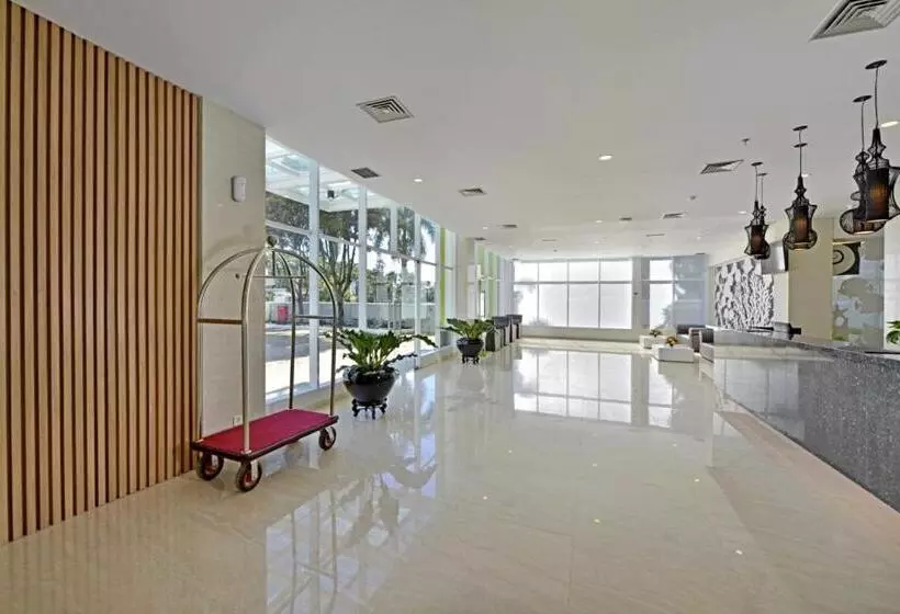 Whiz Prime Hotel Sudirman Cilacap