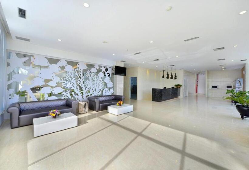 Whiz Prime Hotel Sudirman Cilacap