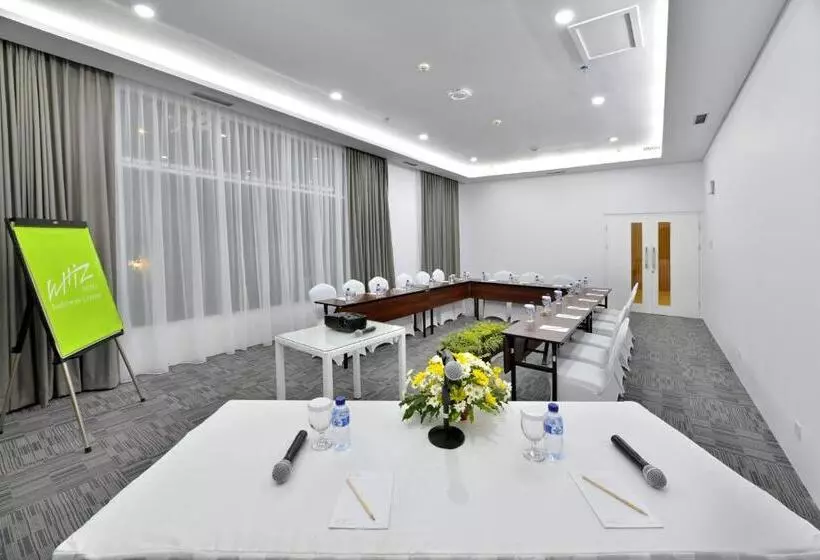 Whiz Prime Hotel Sudirman Cilacap