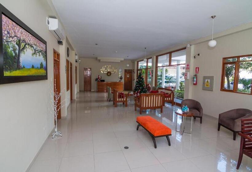 ユースホステル La Floresta Tarapoto Hostal