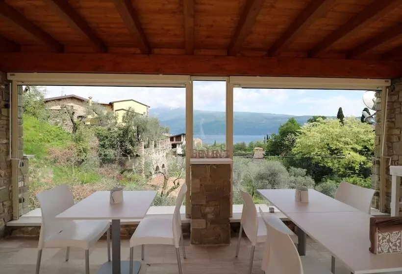 Aamiaismajoitus (B&B) La Cascata Negli Ulivi