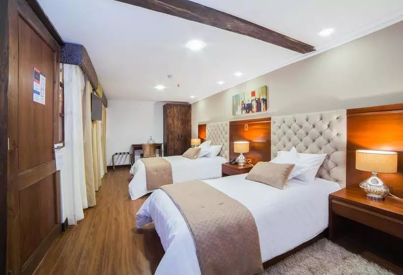 Felicia Hotel & Suites
