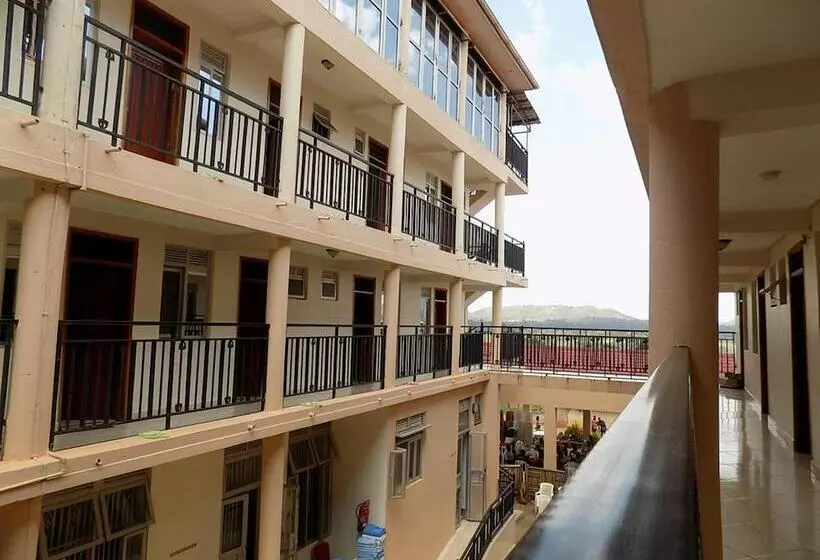هتل Hoima Resort