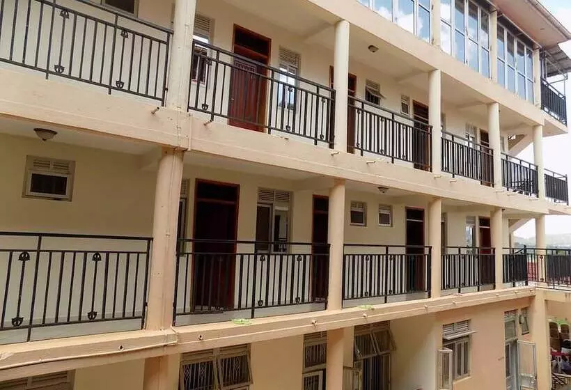هتل Hoima Resort