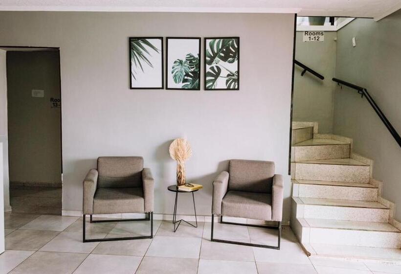 酒店 Novo Horizonte   By Up