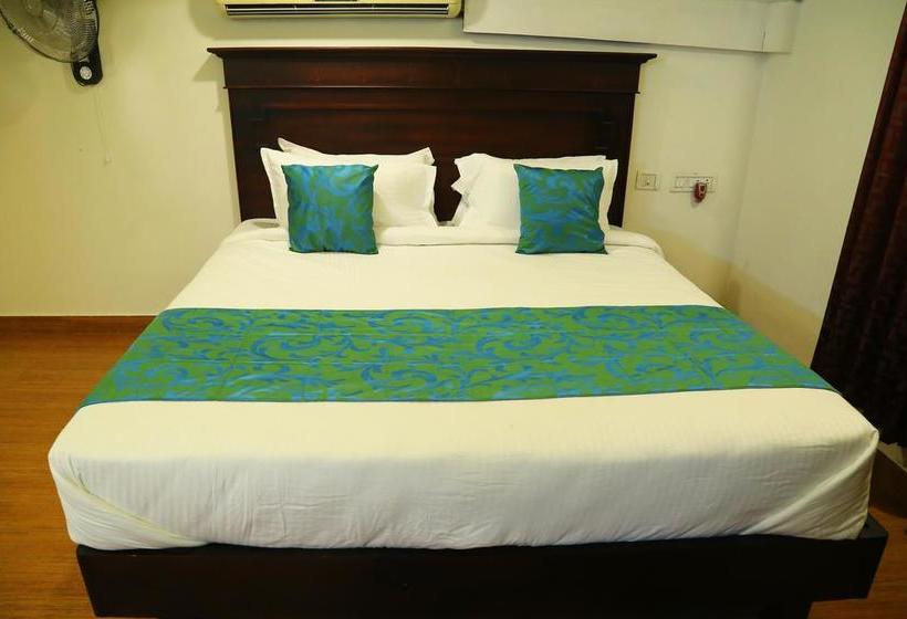 ホテル Oyo Rooms Near North Railway Station Overbridge