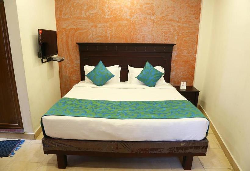 ホテル Oyo Rooms Near North Railway Station Overbridge